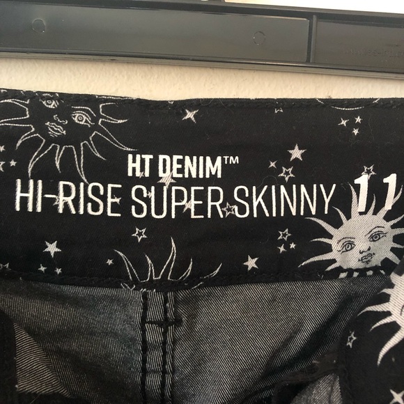 Sold - Picture 2 of 4